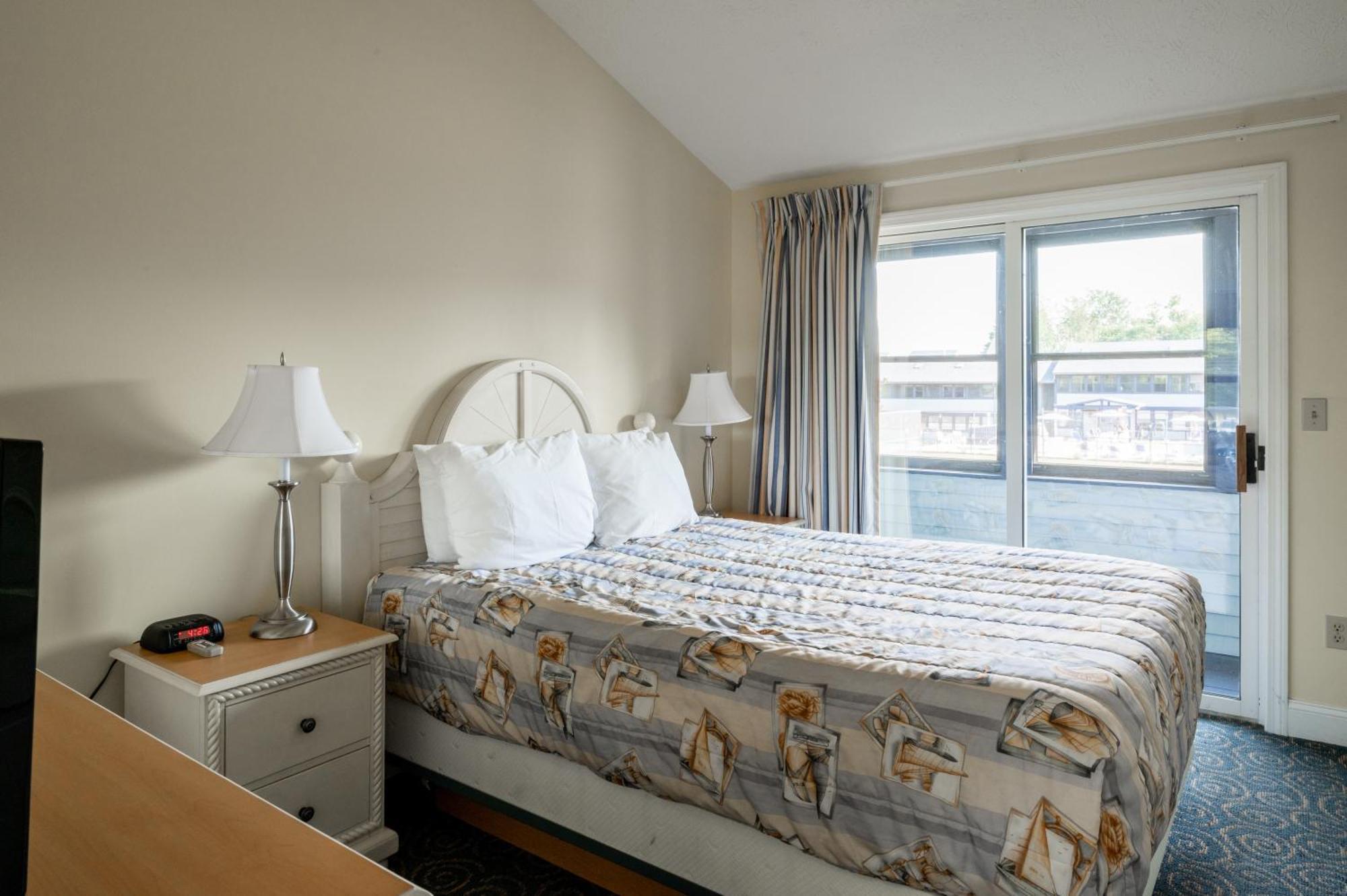 וולס Nautical Mile Resort מראה חיצוני תמונה