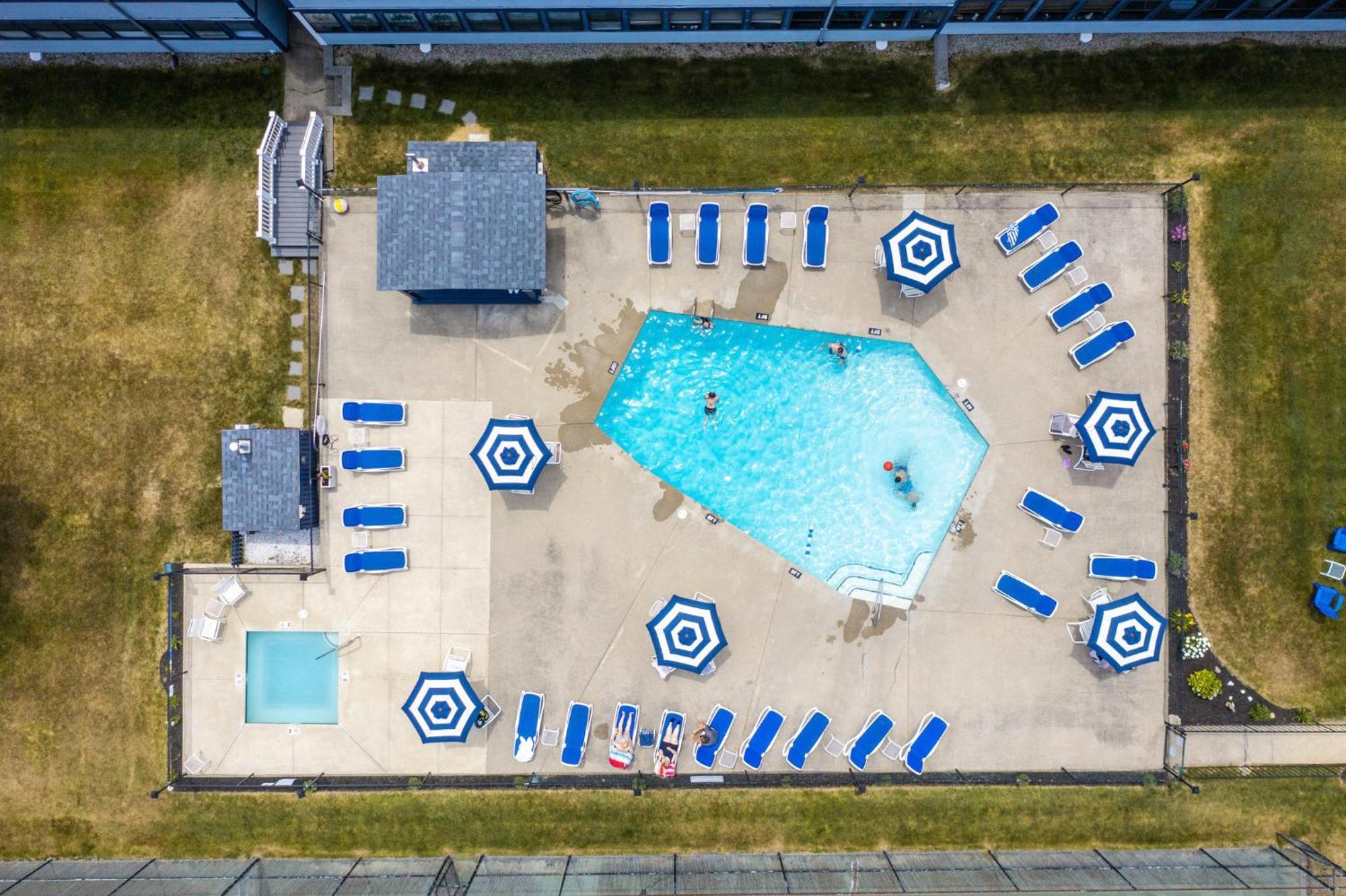 וולס Nautical Mile Resort מראה חיצוני תמונה